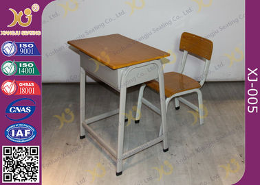 Porcellana Scrittorio e sedia rendenti incombustibile dello studente della struttura del metallo messi per la scuola primaria fornitore