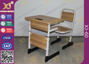 Porcellana Scrittorio regolabile e sedia dello studente delle viti delle gambe del ferro messi per la scuola elementare fornitore