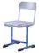 Scrittorio vuoto e sedia blu dello studente dei pp messi per la stanza di Tranning 5 anni di garanzia fornitore